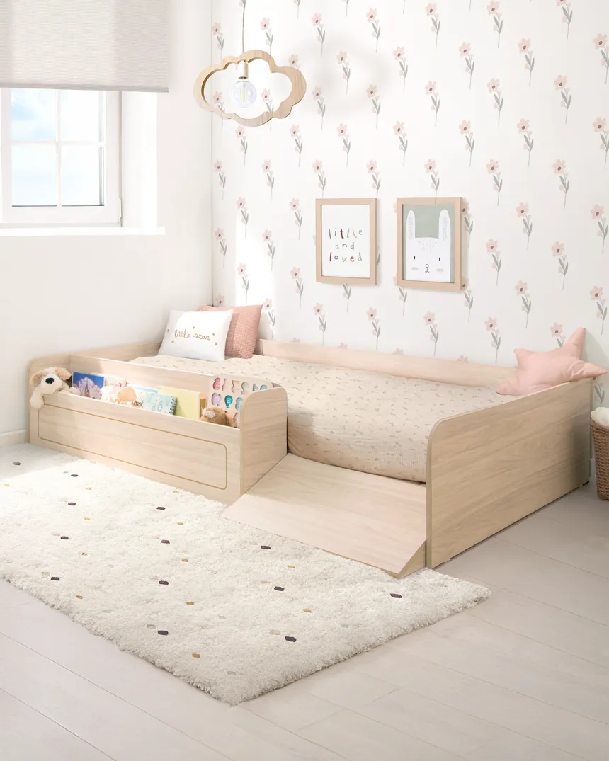 Lit montessori avec rangement et rampe - Basique