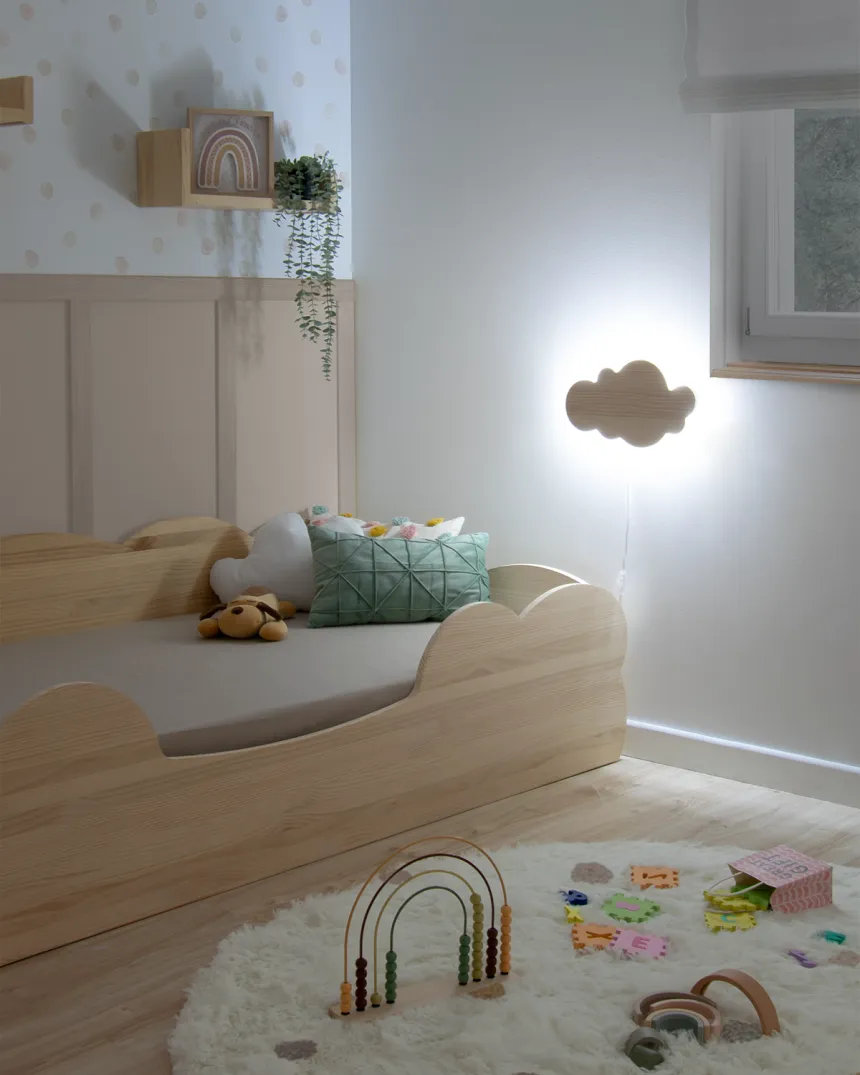 Lit Montessori Nuage en bois naturel - Livraison rapide