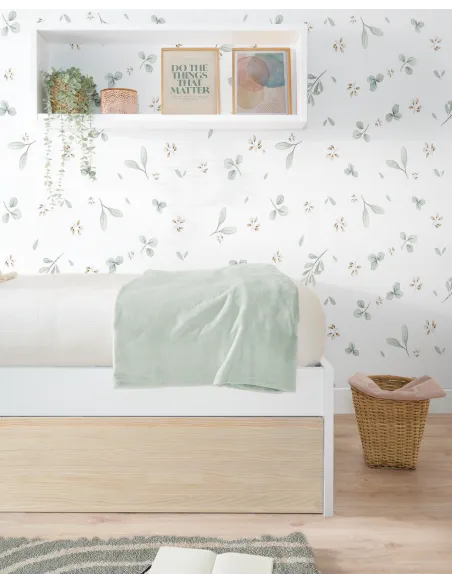 Zoom sur la façade en pin massif du lit gigogne ado blanc et bois pied bas