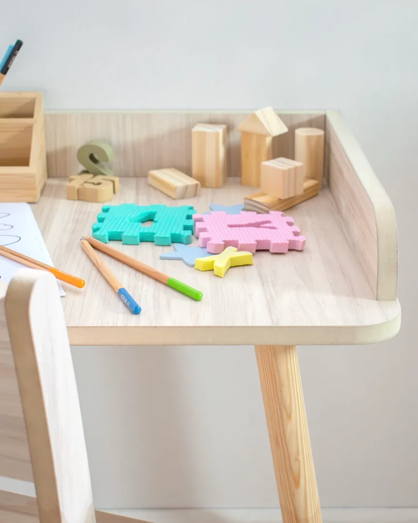 Bureau montessori maternelle - Livraison rapide