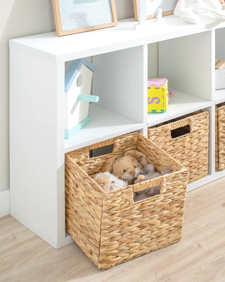 Meuble de rangement 8 cases avec paniers en osier. 2