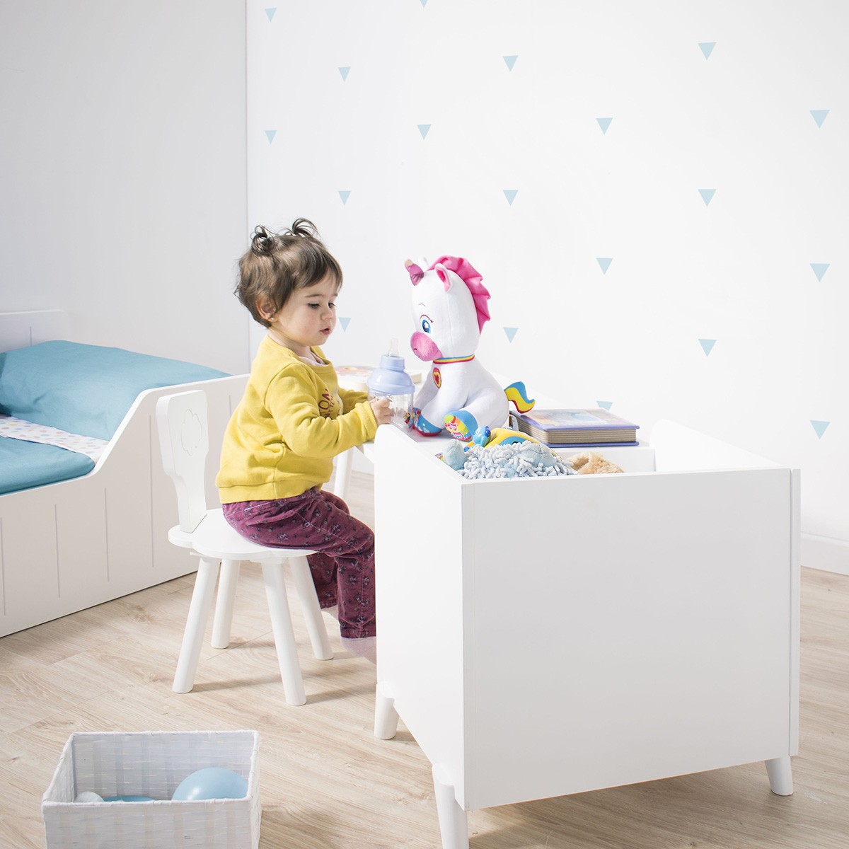 Bureau avec coffre à jouets Montessori - Livraison gratuite
